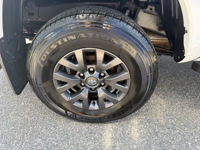 Used 2023 Toyota Tacoma SR5 image 11
