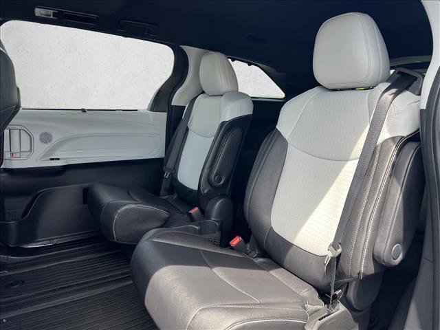 Certified 2026 Toyota Sienna XSE image 20