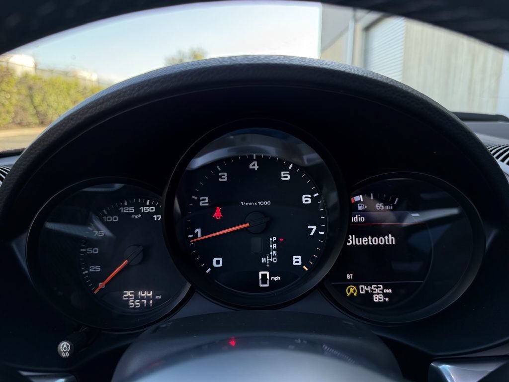 Used 2020 Porsche 718 Boxster RWD image 22