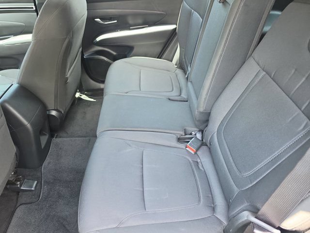 Used 2023 Hyundai Tucson SE FWD image 14