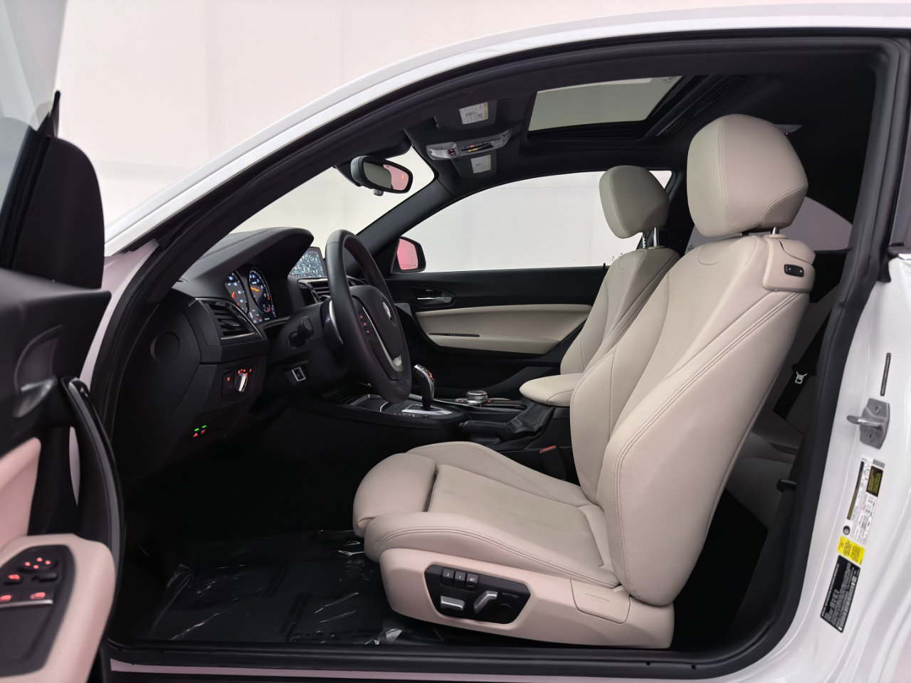 Used 2019 BMW 230i Coupe w/ Premium Package image 18