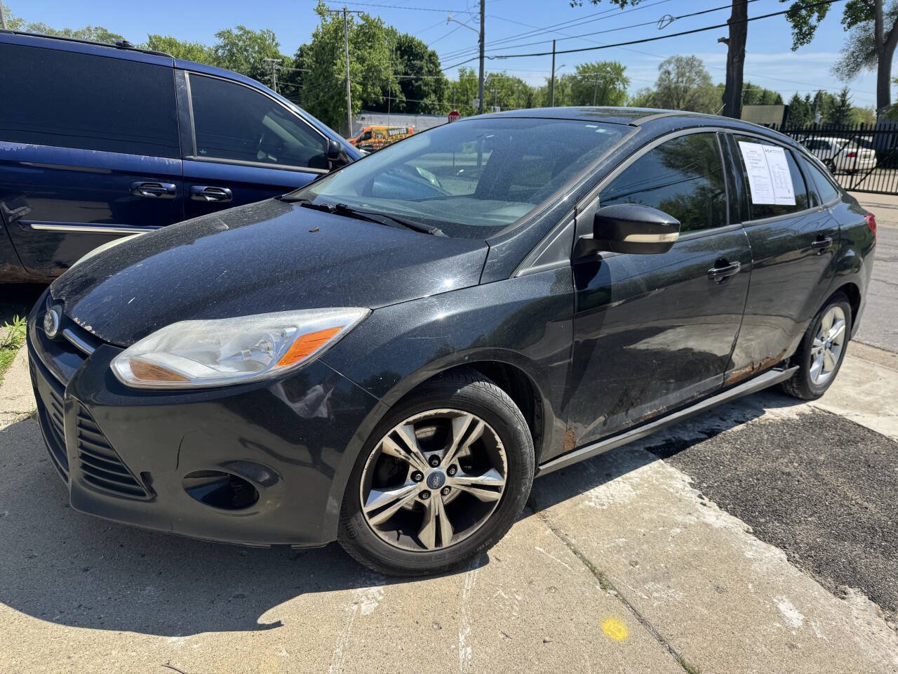 Used 2013 Ford Focus SE FWD image 1