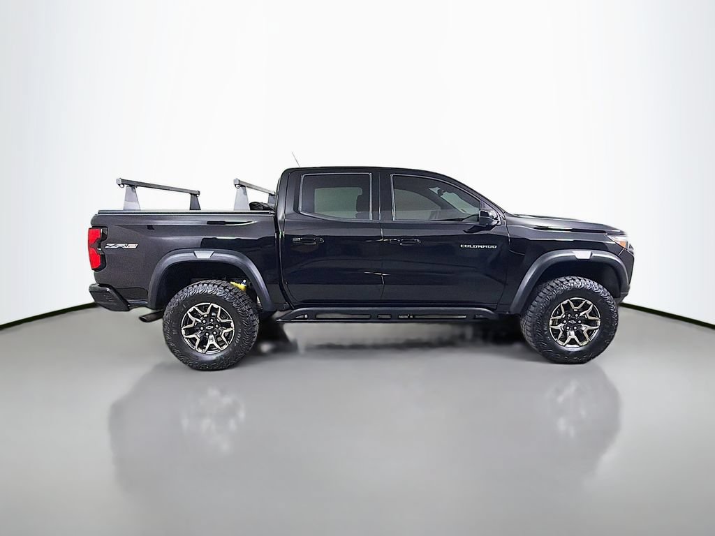 Used 2024 Chevrolet Colorado ZR2 w/ ZR2 Convenience Package III AWD/4WD image 5
