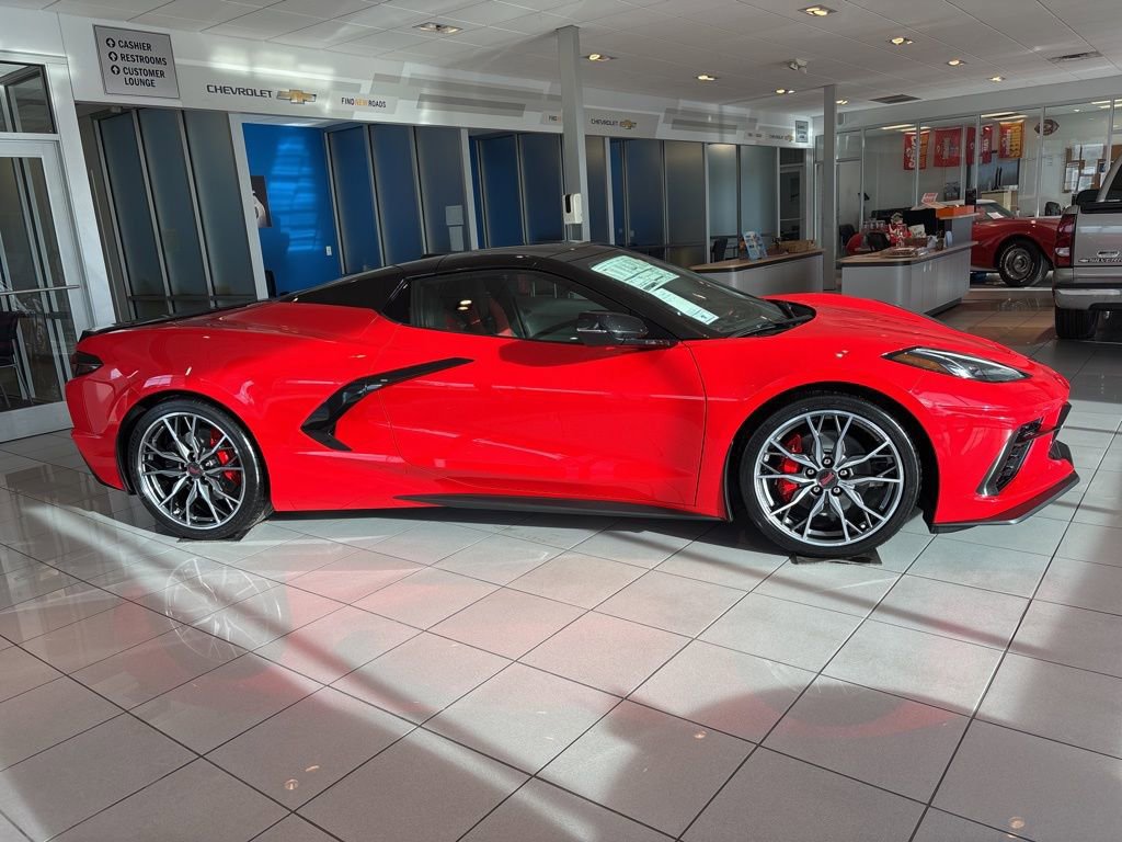New 2026 Chevrolet Corvette Stingray Preferred Conv image 2