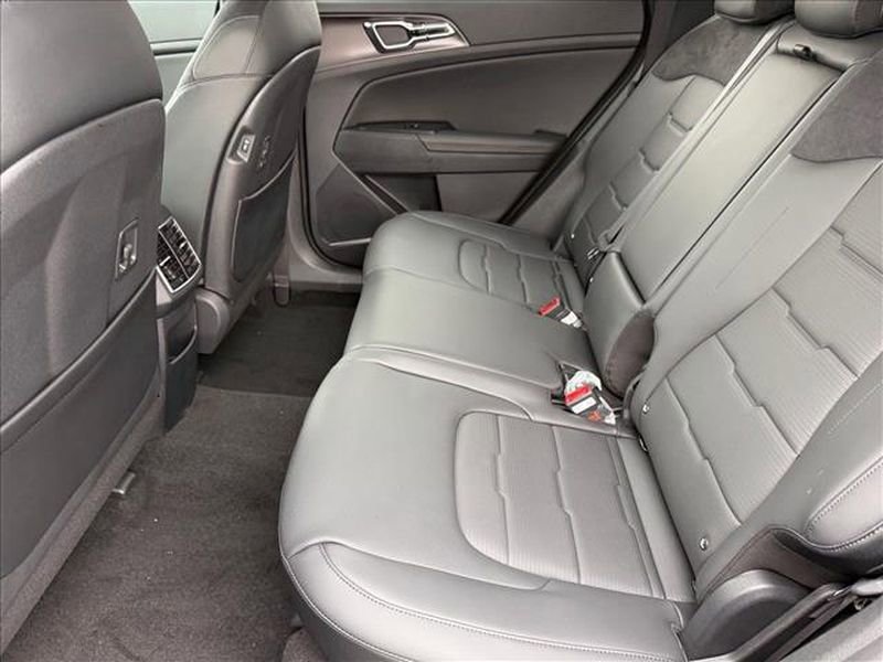 New 2026 Kia Sportage SX image 10