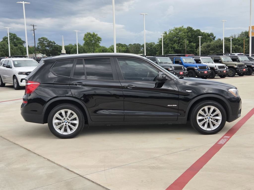 Used 2017 BMW X3 sDrive28i RWD image 9