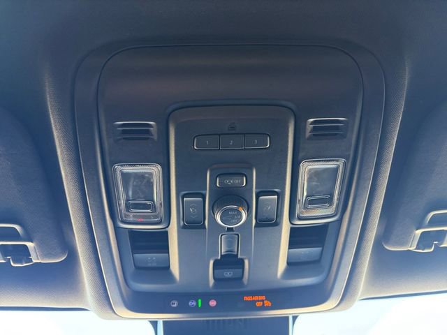 Certified 2023 GMC Yukon XL SLT w/ SLT Premium Package image 12