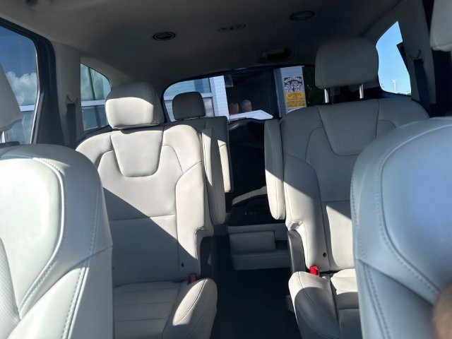 Certified 2023 Kia Telluride S w/ S Sunroof Package AWD/4WD image 28