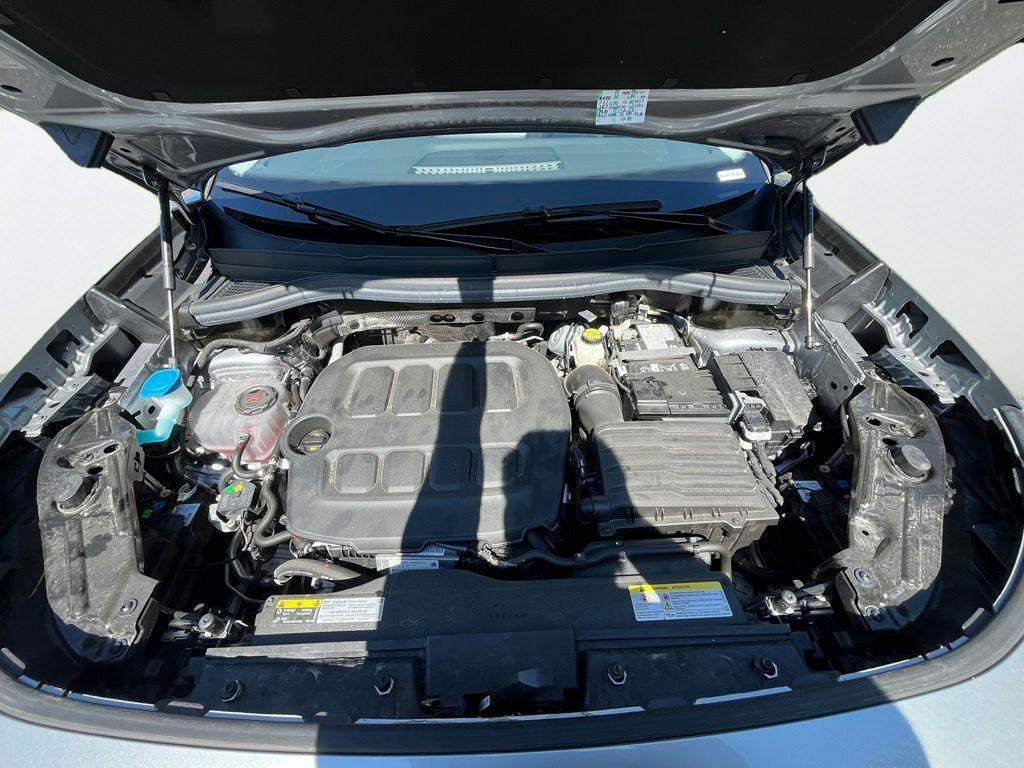 Certified 2026 Volkswagen Tiguan SE AWD/4WD image 31