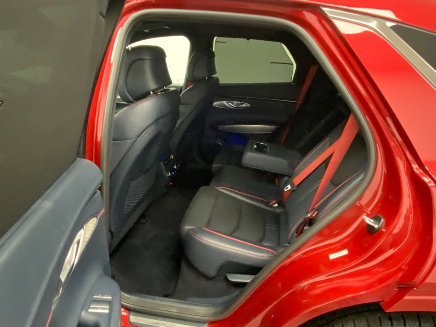 Used 2023 Genesis GV70 2.5T w/ Sport Prestige Package image 38