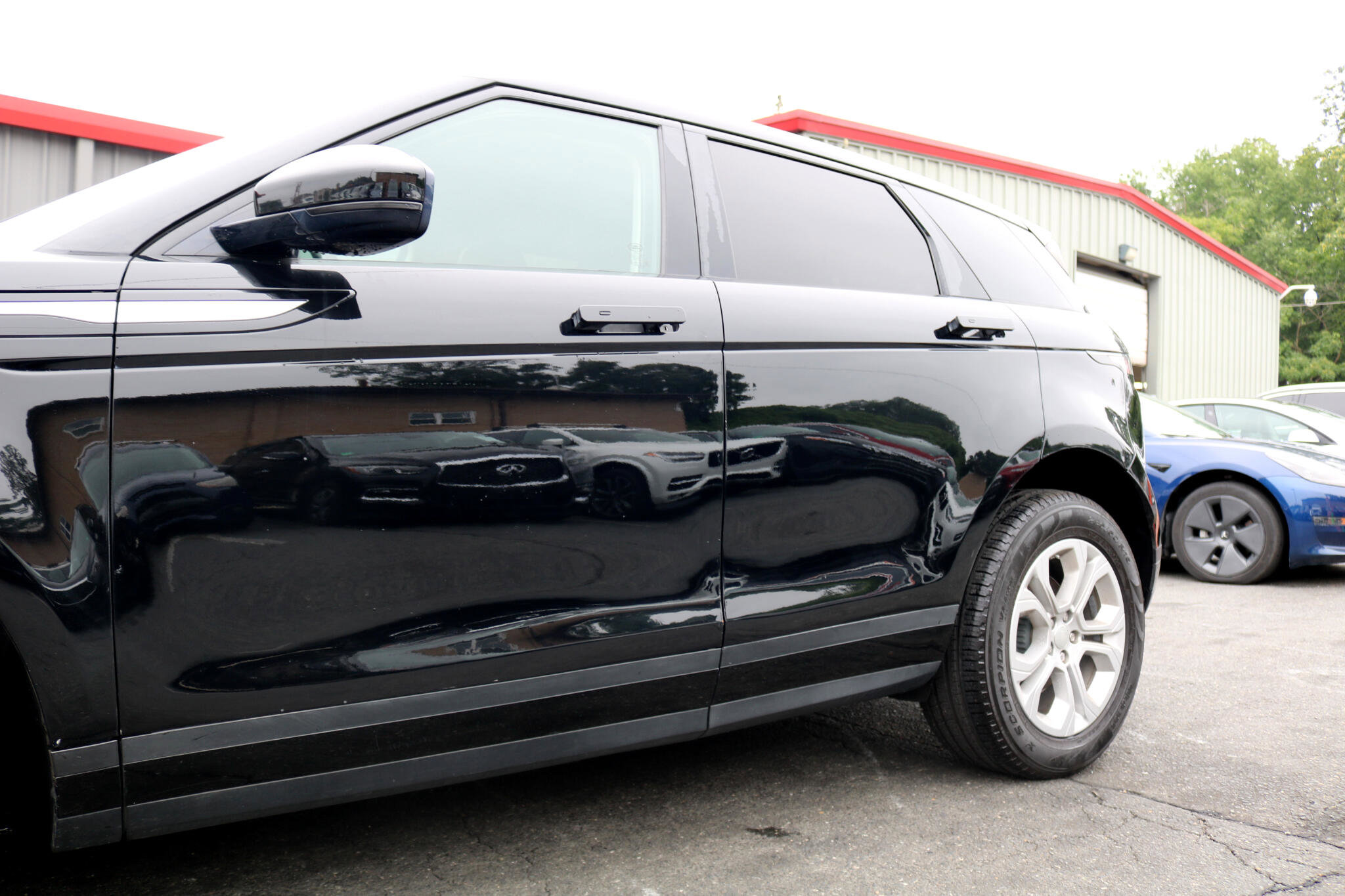 Used 2020 Land Rover Range Rover Evoque S image 8