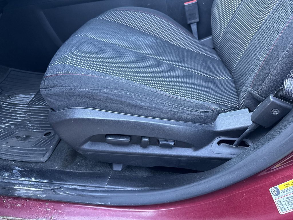 Used 2017 Chevrolet Equinox LT w/ Convenience Package image 10