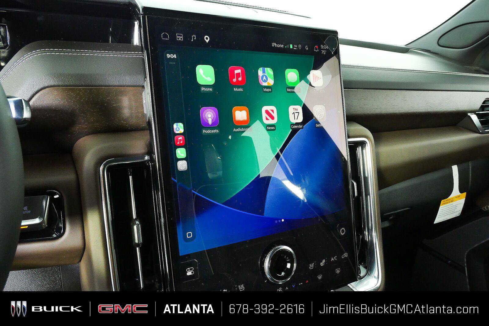 New 2026 GMC Yukon XL Denali Ultimate w/ LPO, Floor Liner Package AWD/4WD image 14