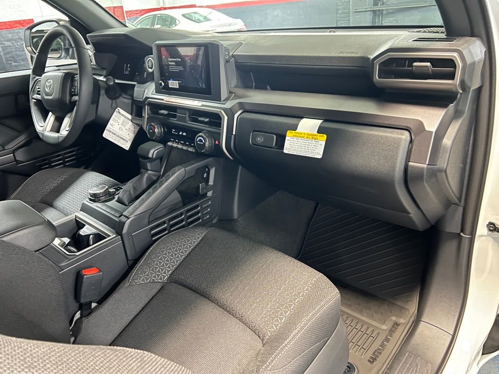 New 2026 Toyota 4Runner SR5 AWD/4WD image 17