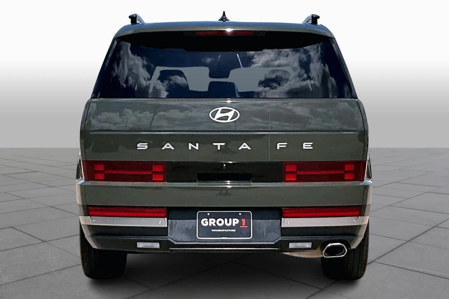 Used 2024 Hyundai Santa Fe Limited image 5