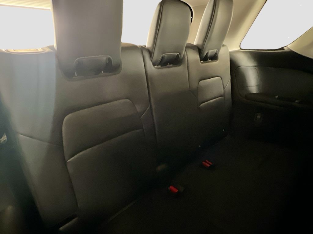 New 2026 Nissan Pathfinder SL image 26