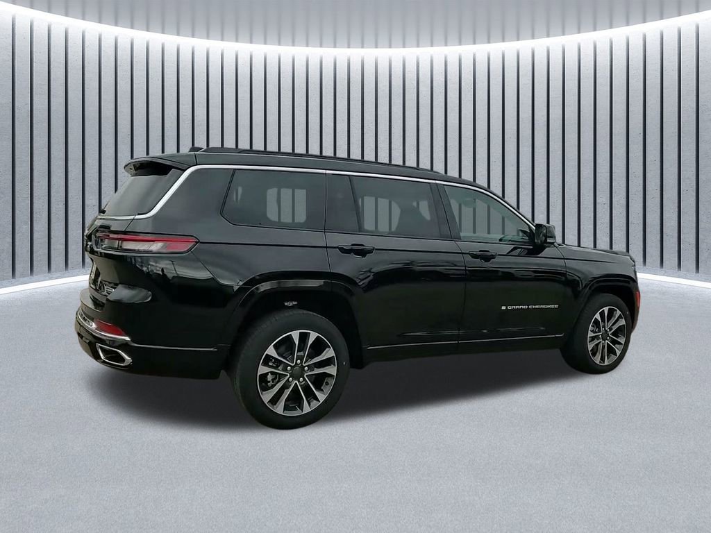 New 2025 Jeep Grand Cherokee L Overland w/ Trailer Tow Package image 7