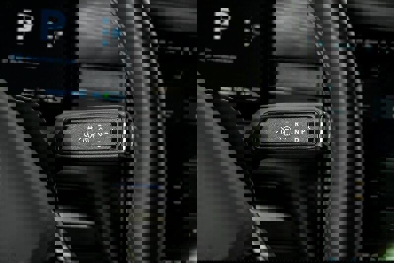 Used 2022 Rivian R1T Adventure image 27