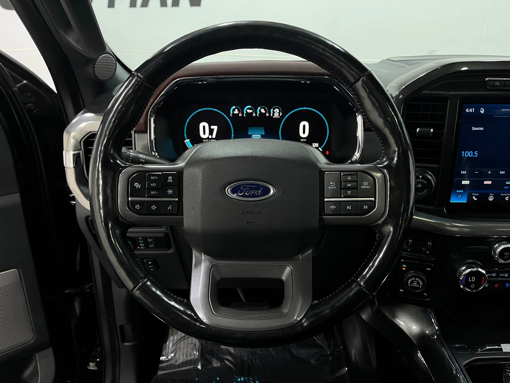Used 2021 Ford F150 Lariat w/ Equipment Group 502A High AWD/4WD image 22