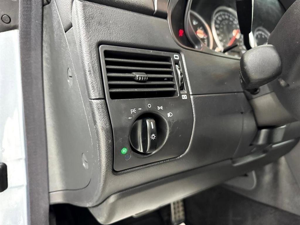 Used 2008 Chrysler Crossfire Limited RWD image 11
