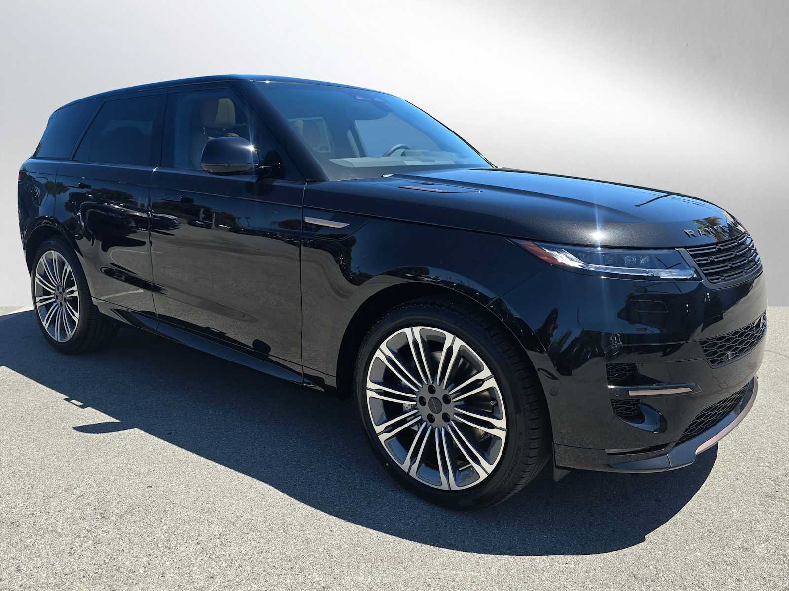 New 2026 Land Rover Range Rover Sport Dynamic SE AWD/4WD image 7