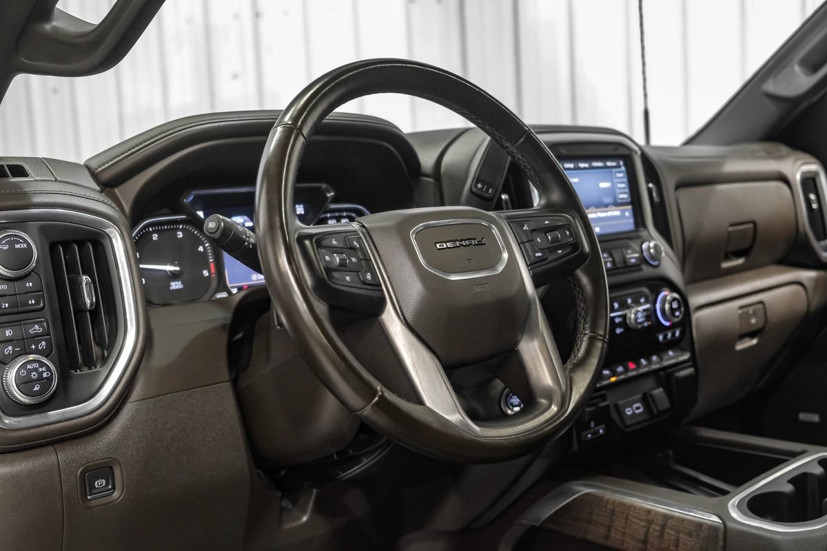 Used 2023 GMC Sierra 3500 Denali AWD/4WD image 15