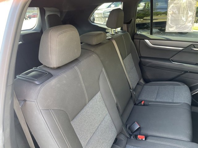 Used 2025 GMC Acadia Elevation image 34