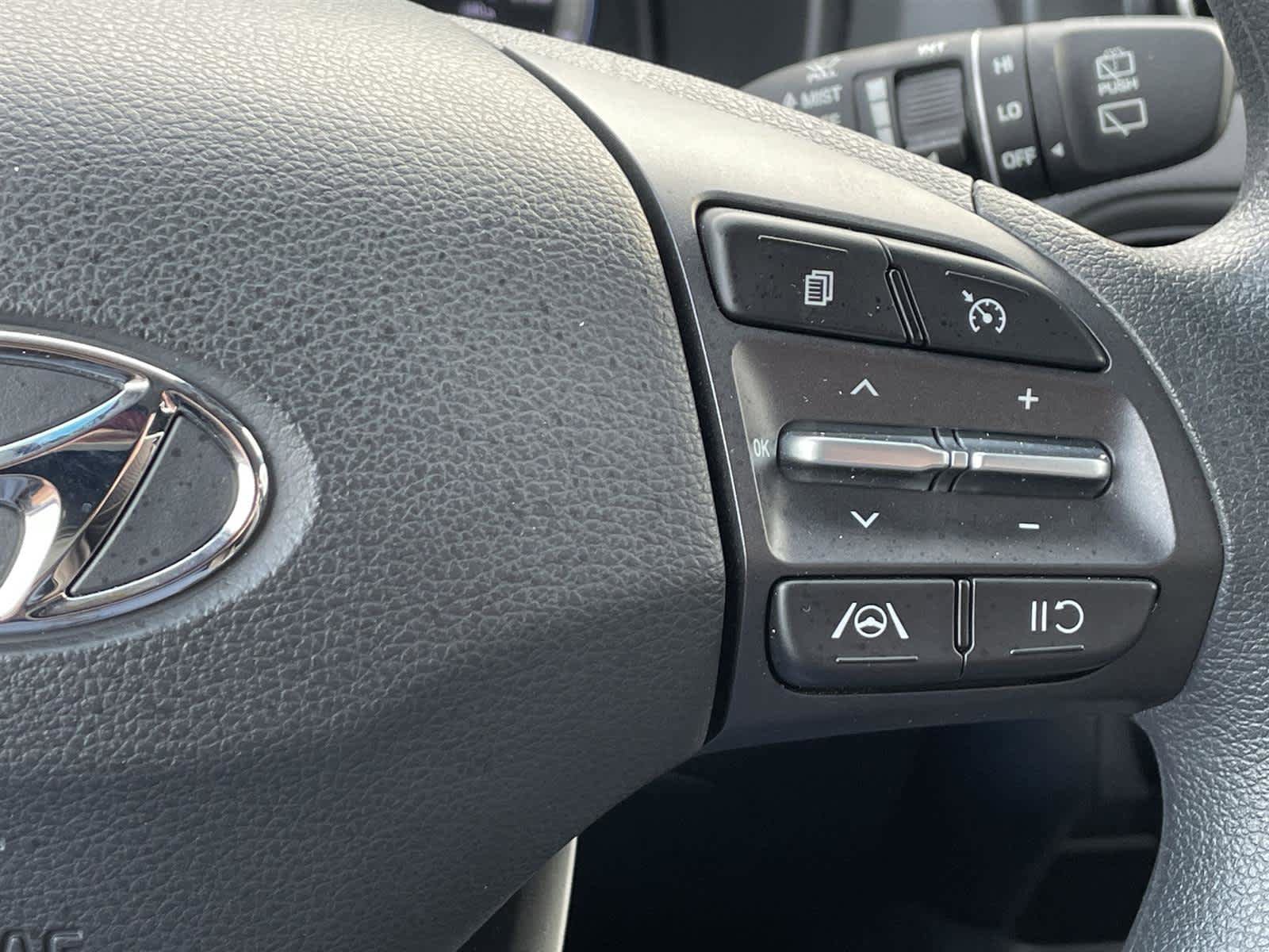Used 2023 Hyundai Kona SEL AWD/4WD image 27