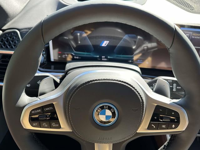 New 2026 BMW X5 xDrive50e w/ M Sport Package AWD/4WD image 15