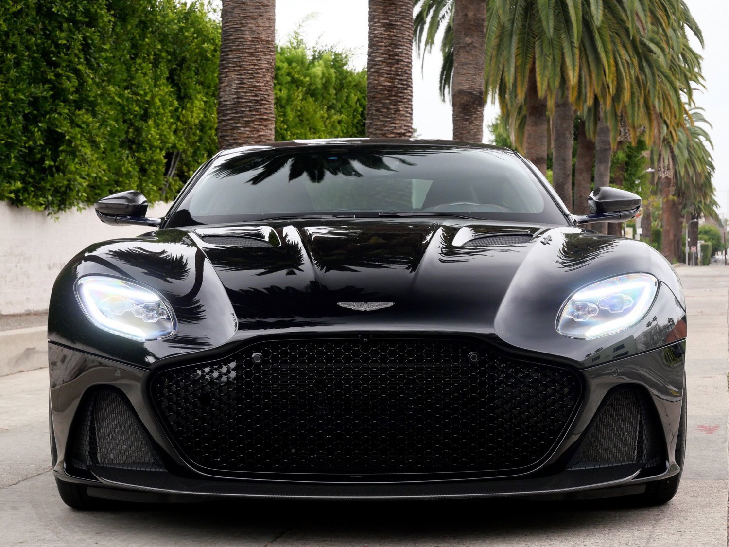 Used 2019 Aston Martin DBS Superleggera image 7