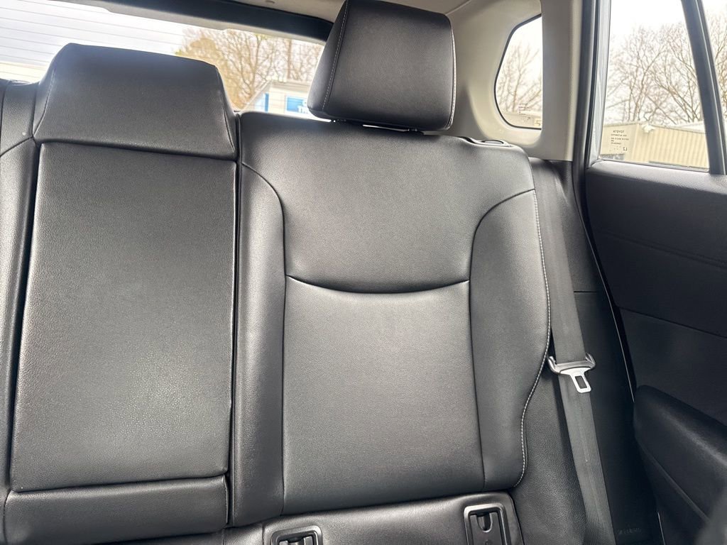 Used 2023 Toyota Corolla Cross XLE image 14