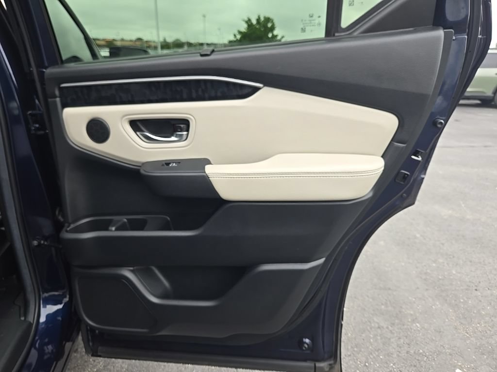 Certified 2026 Honda Passport TrailSport Elite image 40