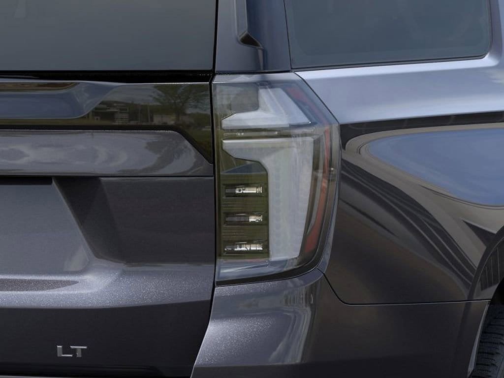 New 2026 Chevrolet Suburban LT w/ Comfort Package AWD/4WD image 11