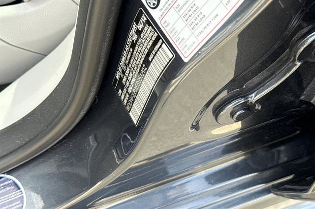 Used 2014 Mercedes-Benz E 350 Sport image 34