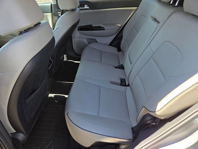 Used 2020 Kia Sportage EX w/ Option Group 15 image 11