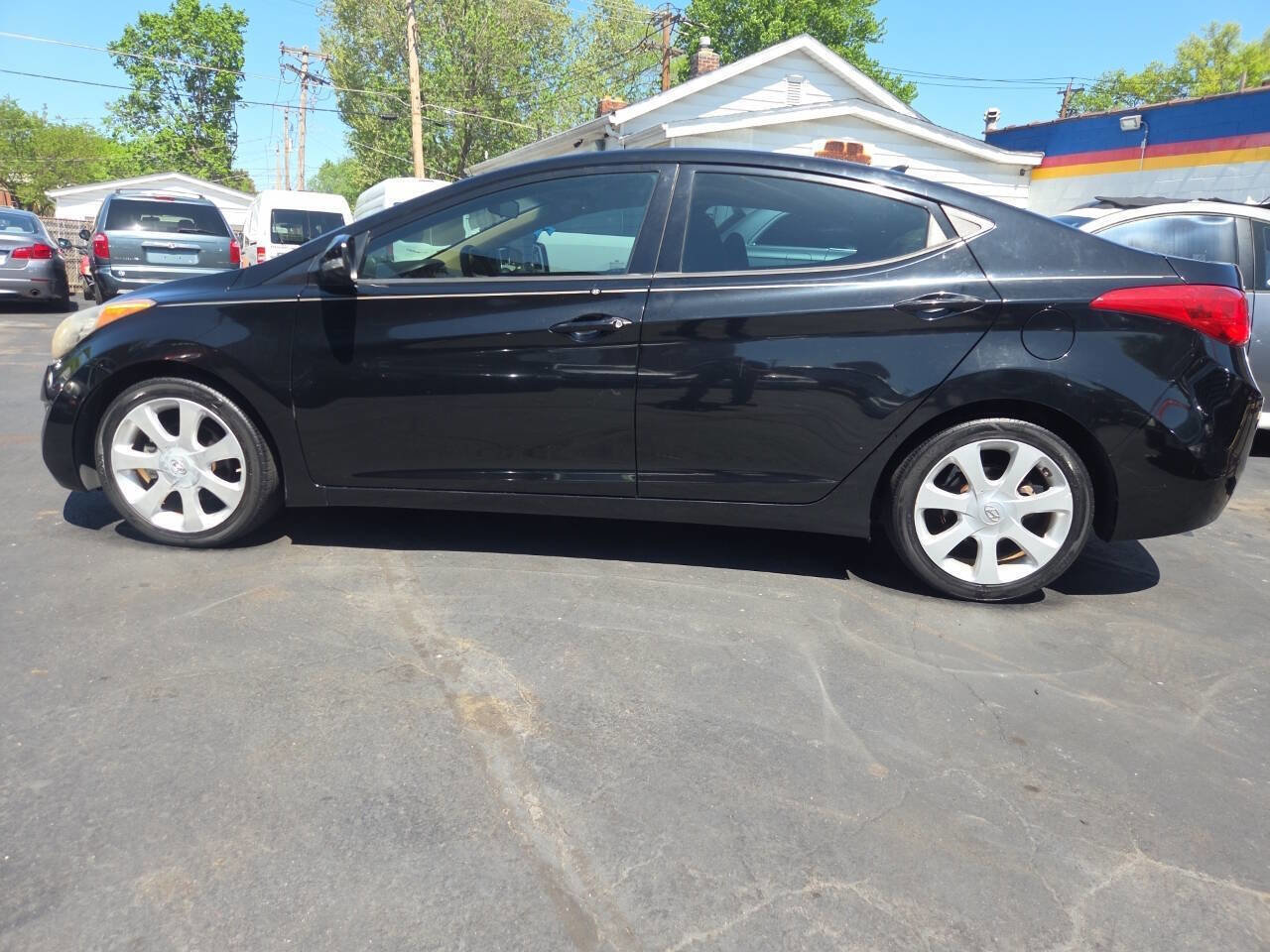 Used 2013 Hyundai Elantra Limited FWD image 9