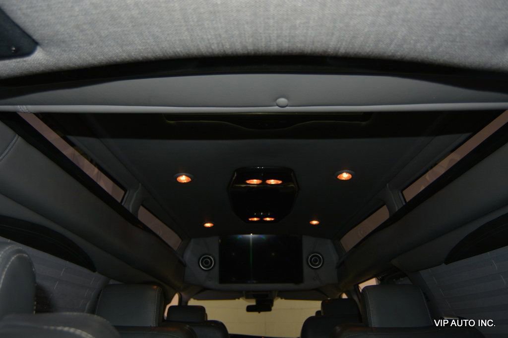 Used 2020 GMC Savana 2500 Extended w/ Enhanced Convenience Package image 13
