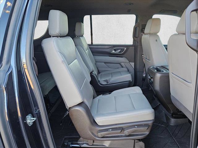 Used 2023 Chevrolet Suburban LT image 20