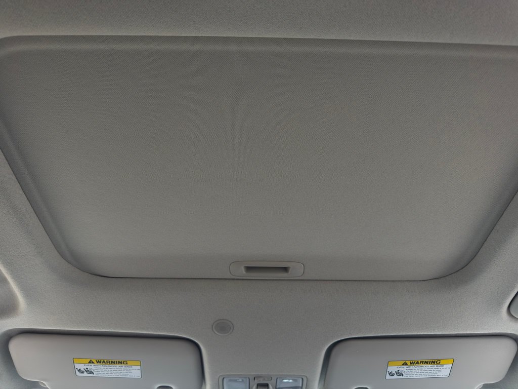 New 2026 Hyundai Venue SEL FWD image 3