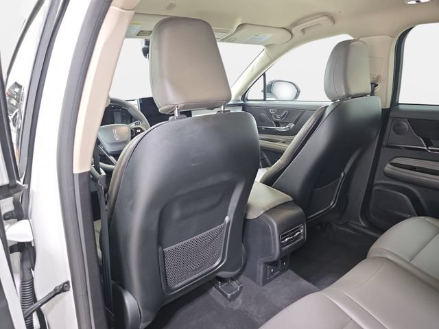 Certified 2023 Lincoln Corsair AWD w/ Equipment Group 101A image 10