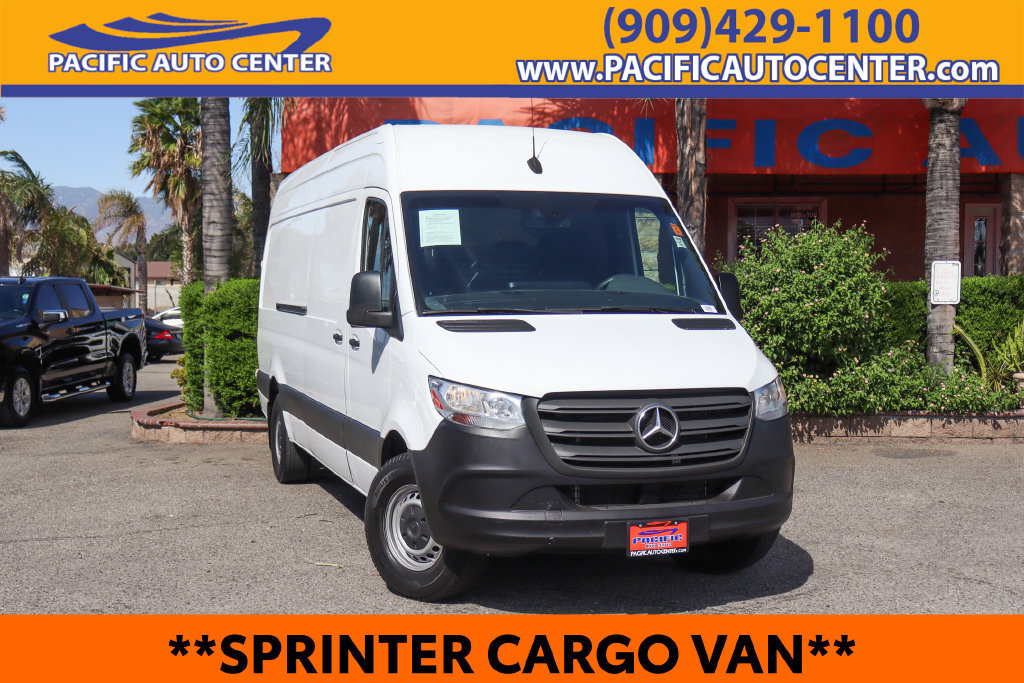 Used 2023 Mercedes-Benz Sprinter 2500 image 1