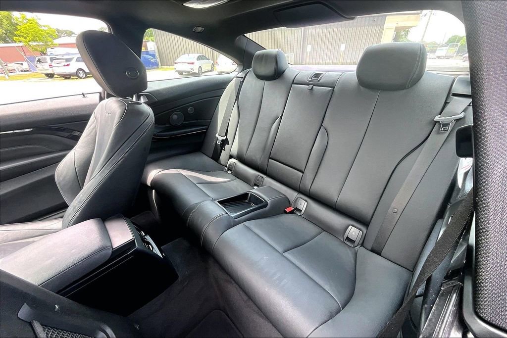 Used 2019 BMW 440i Coupe w/ M Sport Package RWD image 18