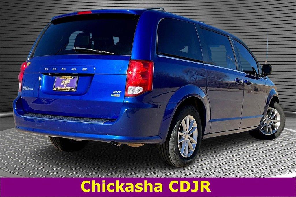 Used 2019 Dodge Grand Caravan SXT image 6