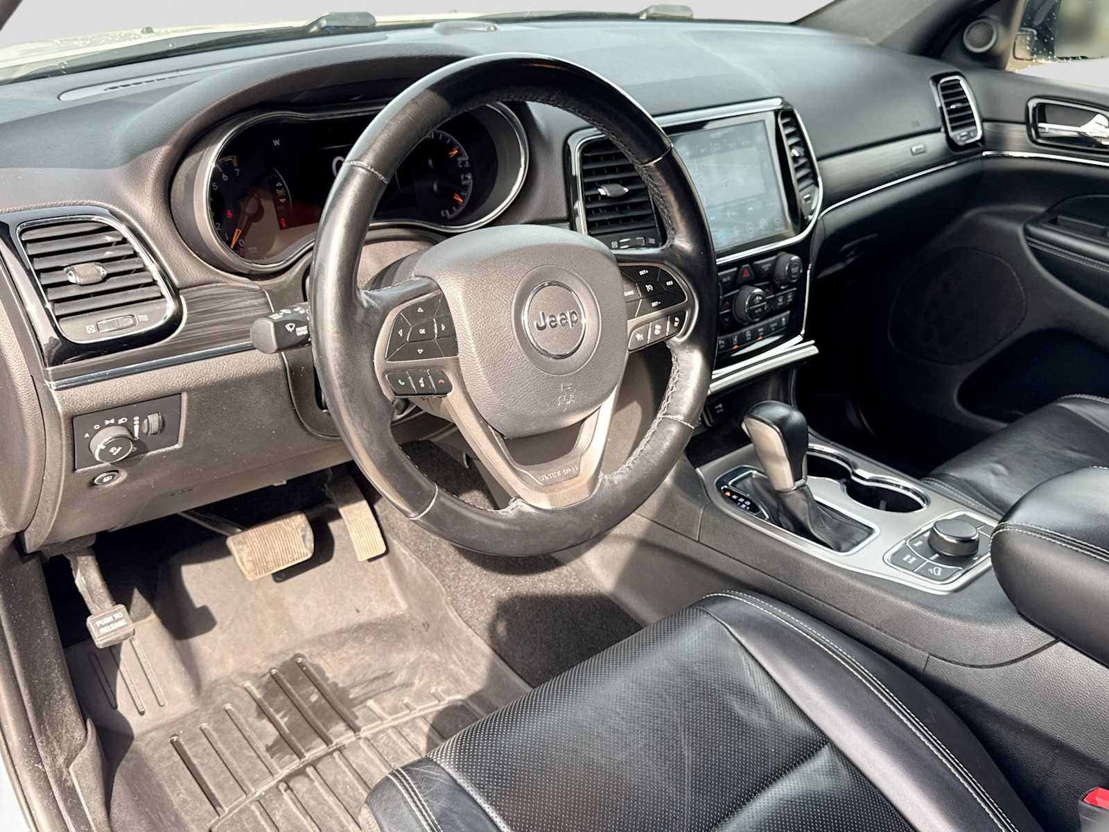 Used 2021 Jeep Grand Cherokee Limited w/ Quick Order Package 28K 80th AWD/4WD image 2