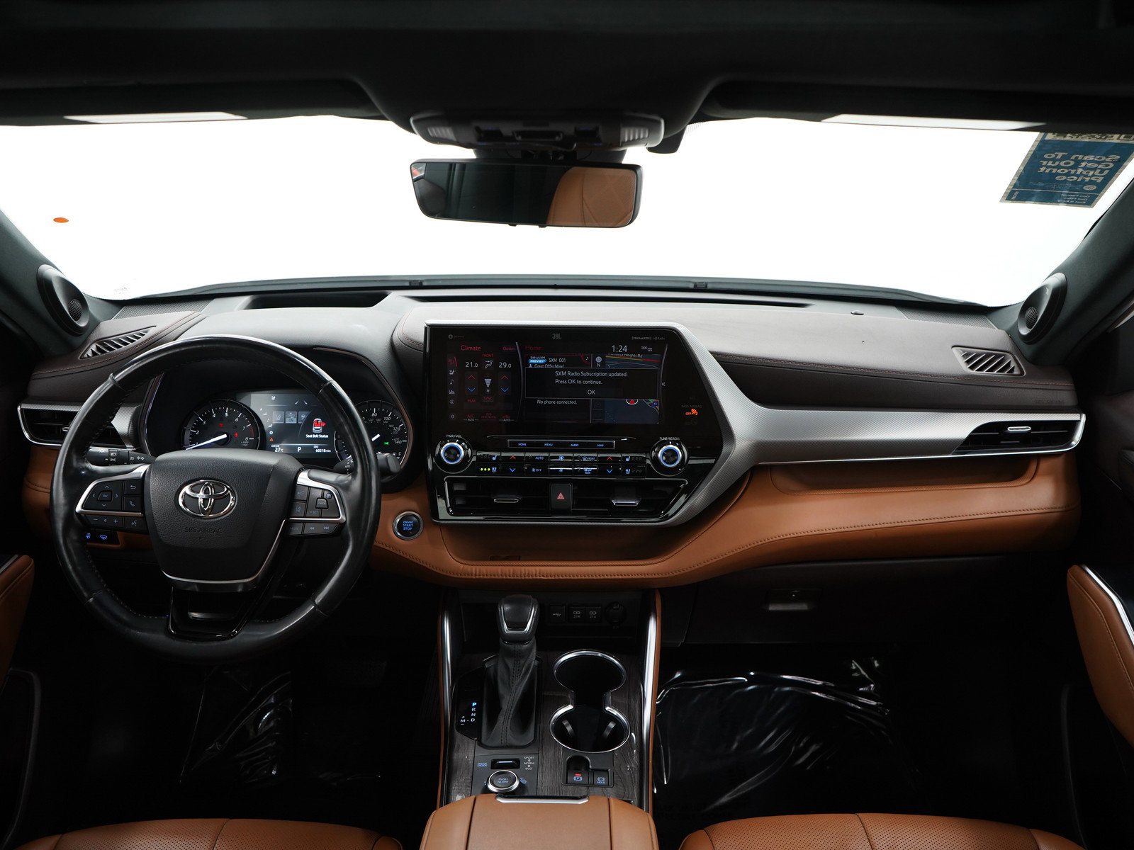 Used 2021 Toyota Highlander Platinum AWD/4WD image 14