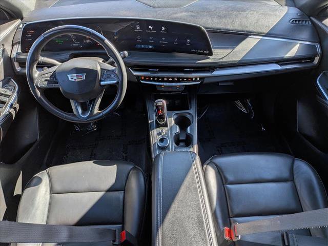Used 2024 Cadillac XT4 Premium Luxury image 18
