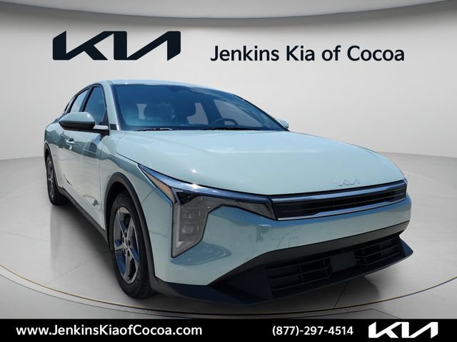 New 2026 Kia K4 FWD image 2