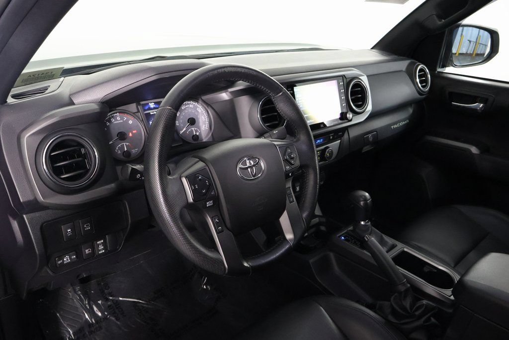 Used 2023 Toyota Tacoma TRD Off-Road w/ TRD Premium Off Road Package AWD/4WD image 8