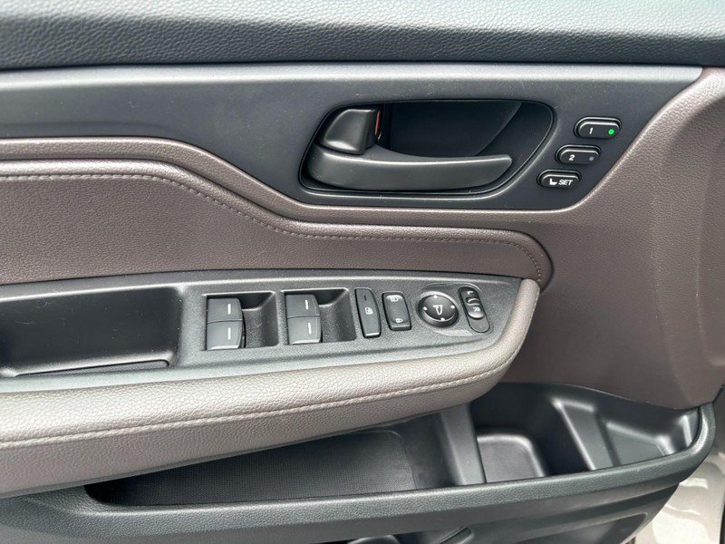 Used 2019 Honda Odyssey EX-L image 10