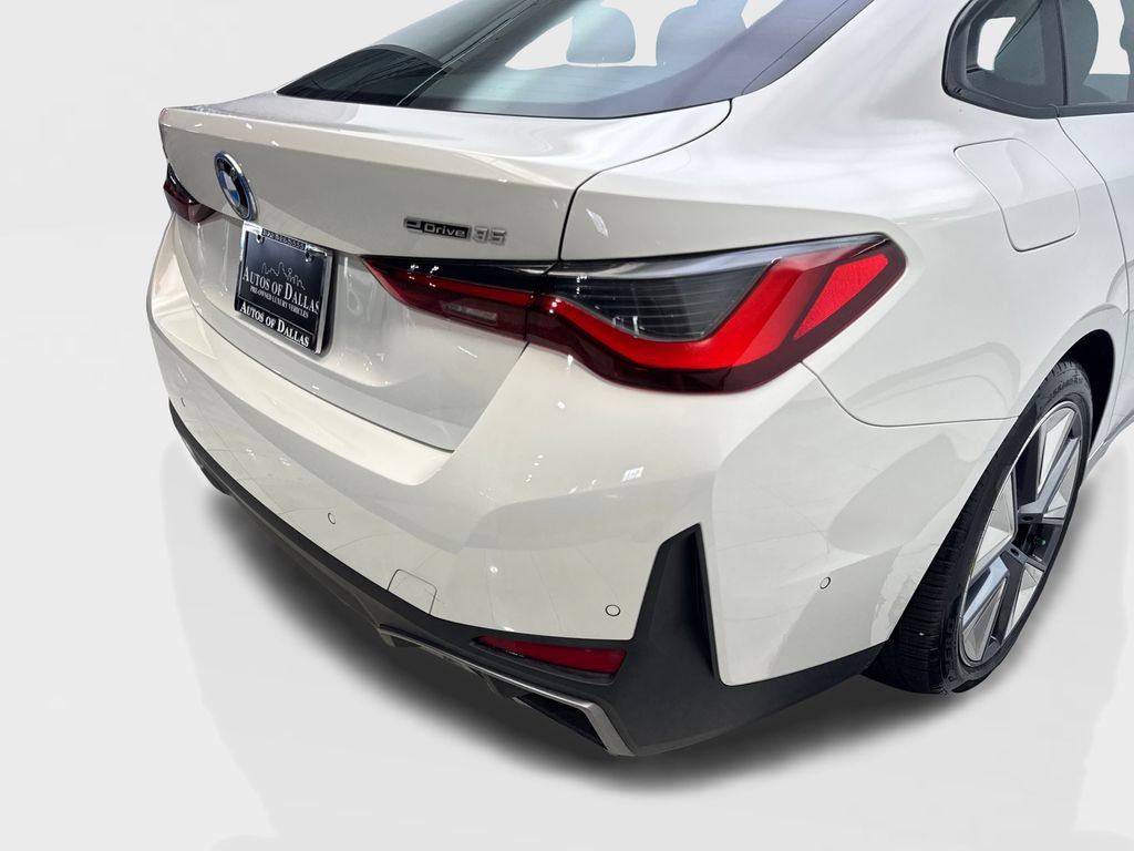 Used 2023 BMW i4 eDrive35 RWD image 18